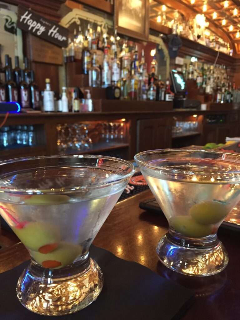 B T Longhorn Saloon photo 2